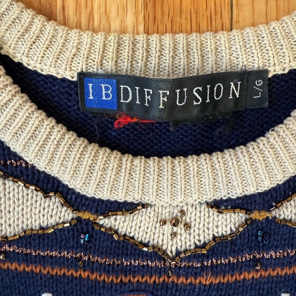 Vintage 90s Knit Beaded Sweater - Picture 10 of 10